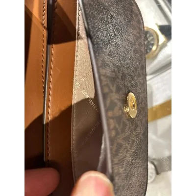 Michael Kors Borsa a Tracolla Logato Marrone Michael Kors Borsa a Tracolla Logato Marrone